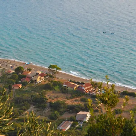 Prázdninový dům Corfu Beachfront Yannis On Agios Gordios *