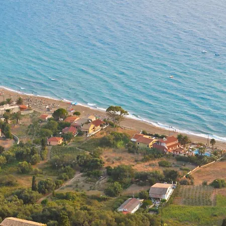 Corfu Beachfront Yannis On Agios Gordios Prázdninový dům Agios Gordios (Corfu)