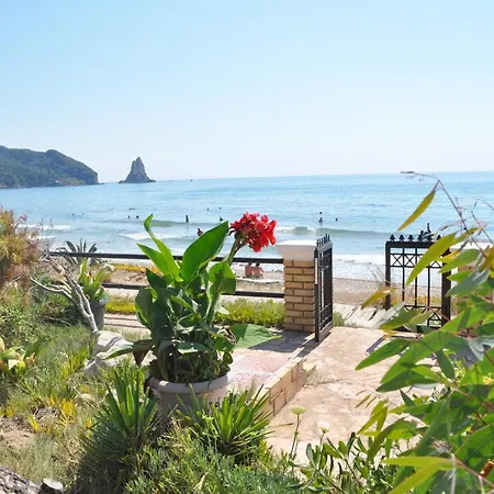 Corfu Beachfront Yannis On Agios Gordios Prázdninový dům *