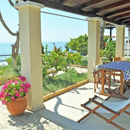 Prázdninový dům Corfu Beachfront Yannis On Agios Gordios *