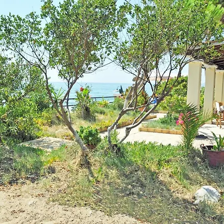 Holiday home Corfu Beachfront Yannis On Agios Gordios *