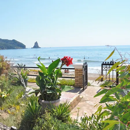 Corfu Beachfront Yannis On Agios Gordios Holiday home Agios Gordios (Corfu)