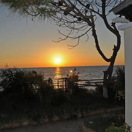 Corfu Beachfront Yannis On Agios Gordios Agios Gordios (Corfu)