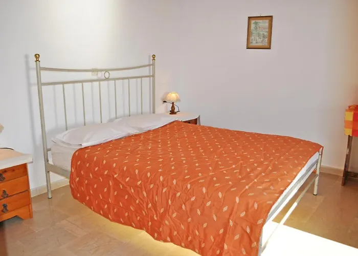 Corfu Beachfront Yannis On Agios Gordios Feriehus *