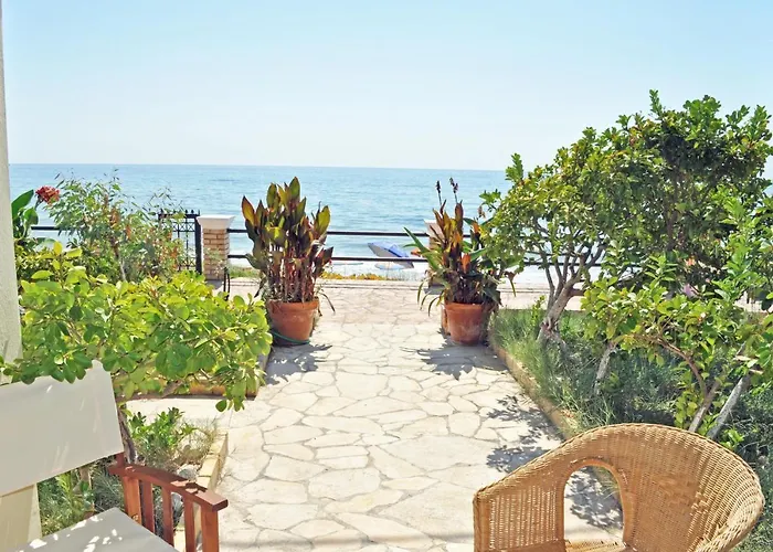 Corfu Beachfront Yannis On Agios Gordios Agios Gordios (Corfu)